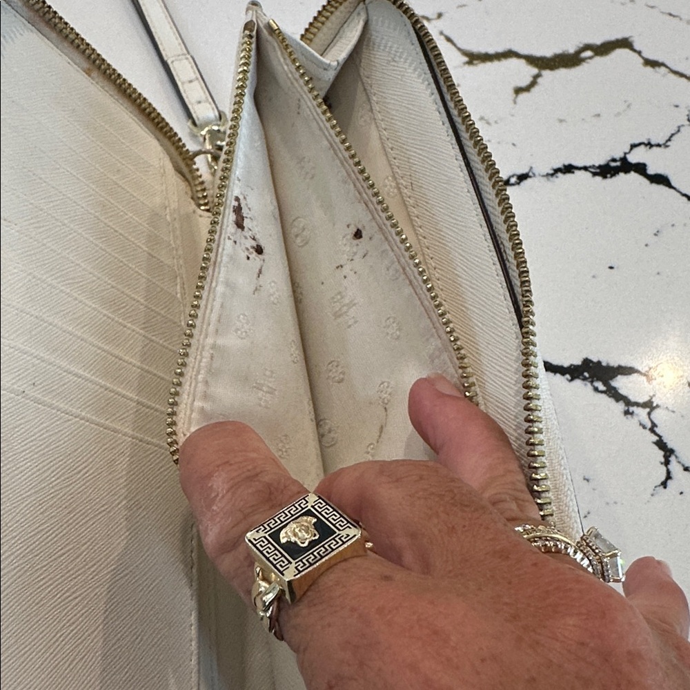 Tory Burch Cream Wristlet with Gold Accents - Picture 5 of 5